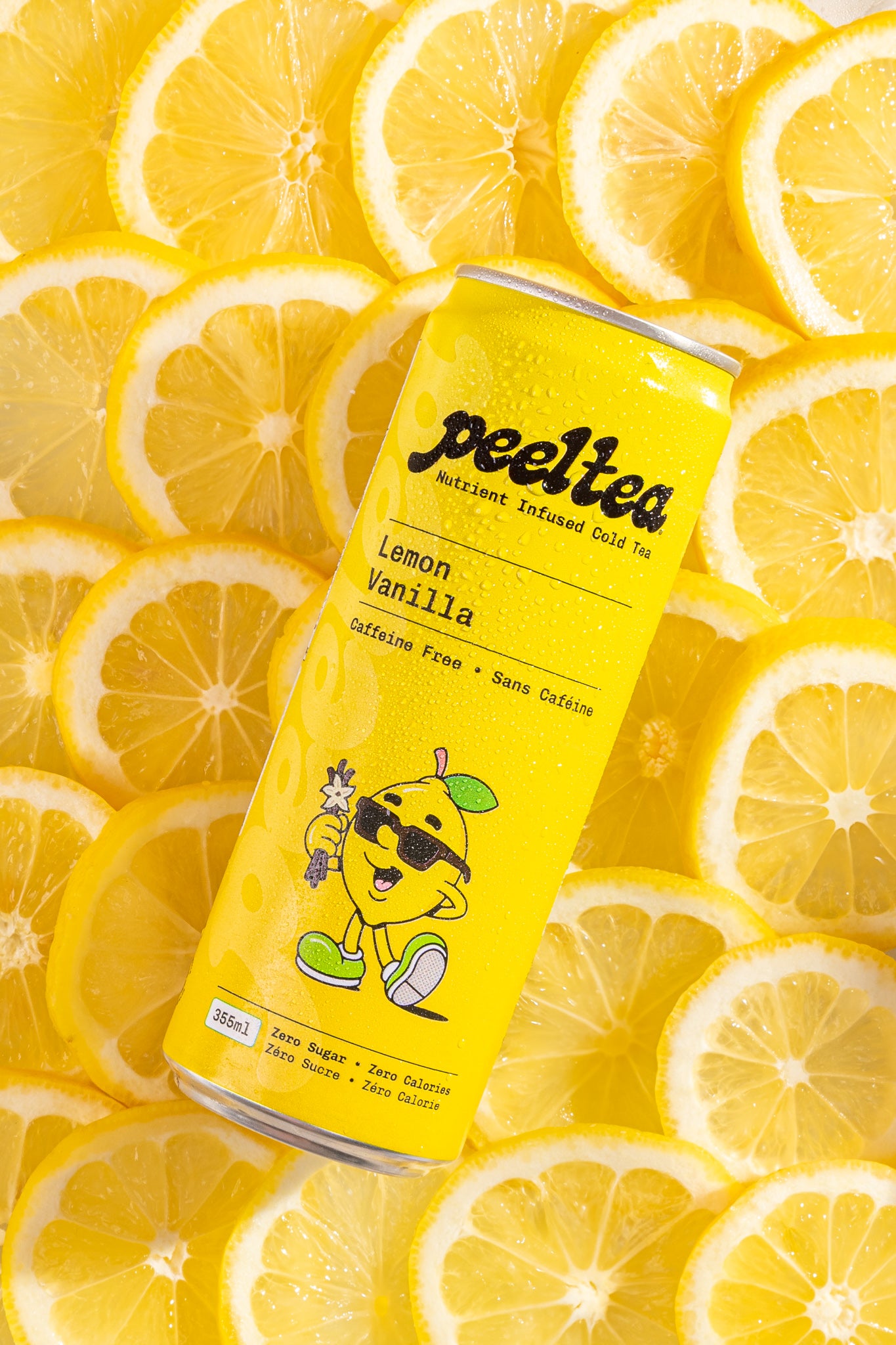 PeelTea Lemon Vanilla nutrient-infused cold tea displayed on sliced lemons for a vibrant, healthy look.